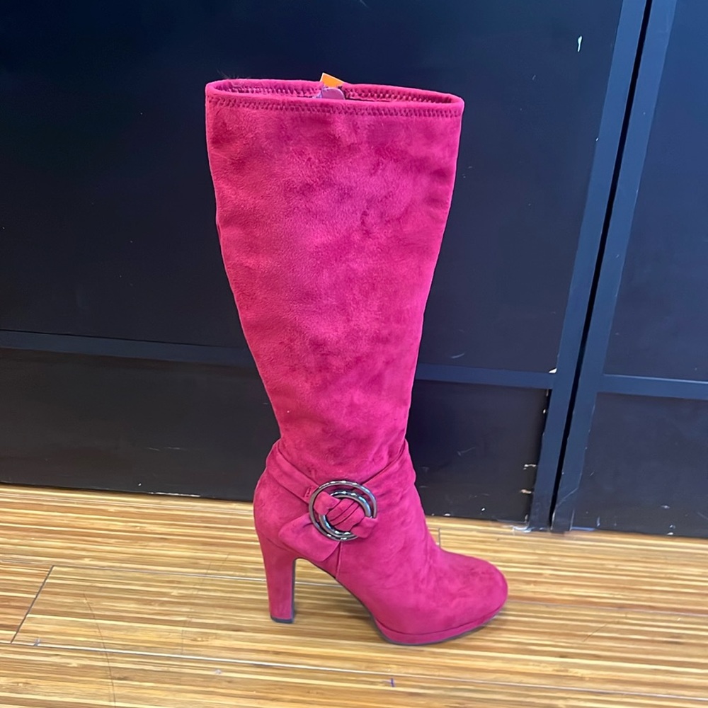 Size 7 Red Impo Tall Suede Boots